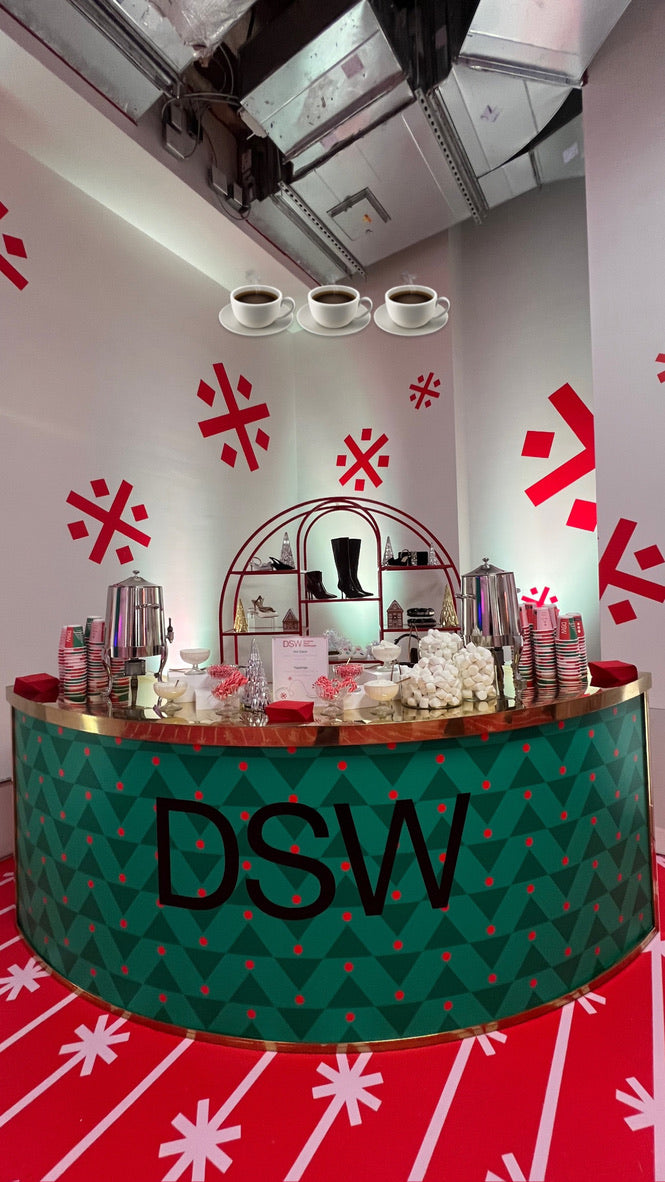 DSW Christmas Pop Up New York 2025- Bar
