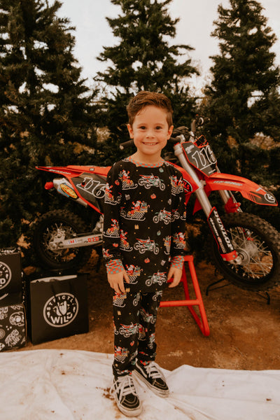 Santas Speedy Sleigh Toddler & Youth Pajamas *PREORDER - SHIPPING OUT BETWEEN DEC 5 - DEC 12**