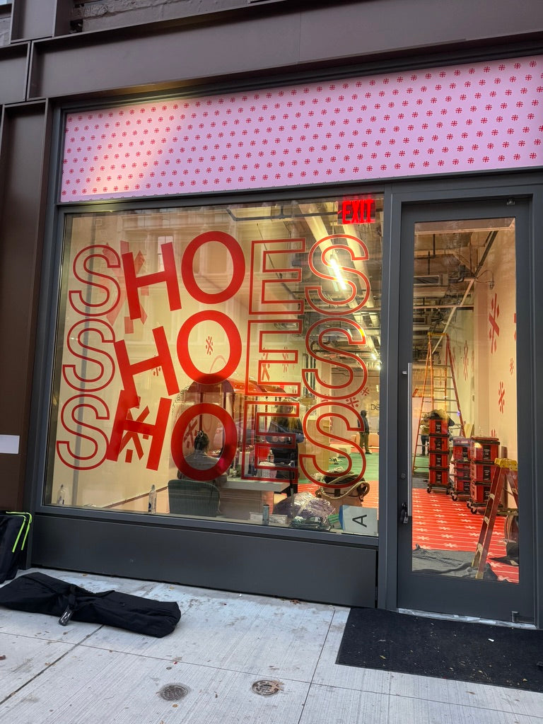 DSW Christmas Pop Up 2025